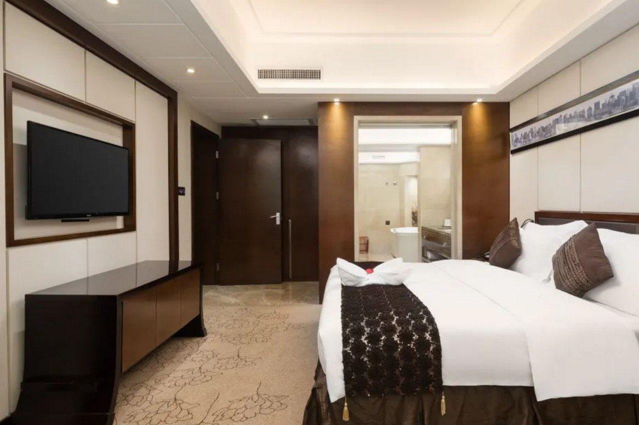 Maoming International Hotel Exterior photo