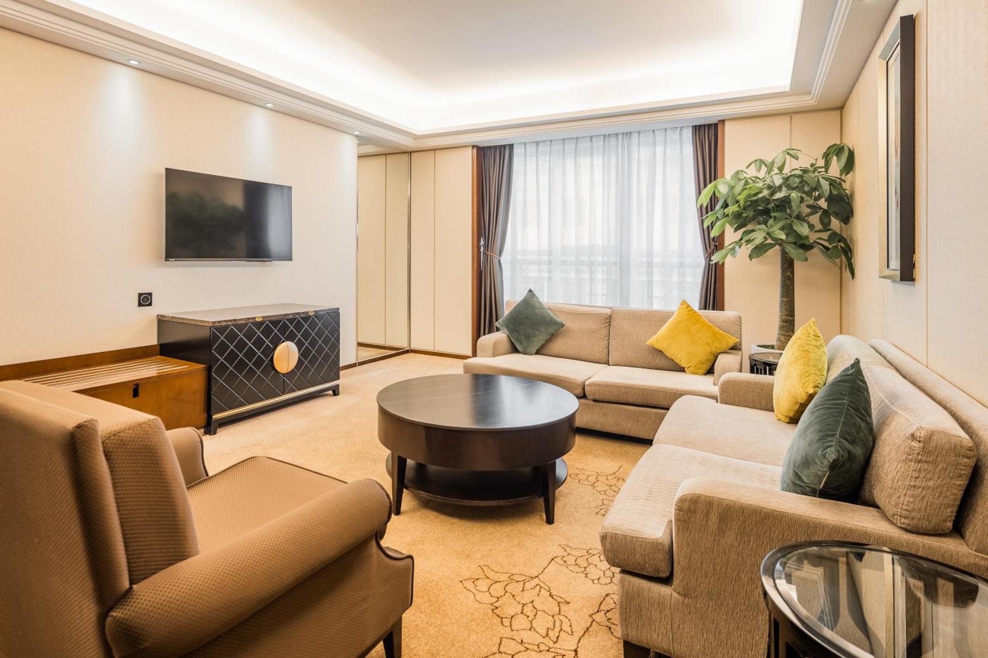 Maoming International Hotel Exterior photo