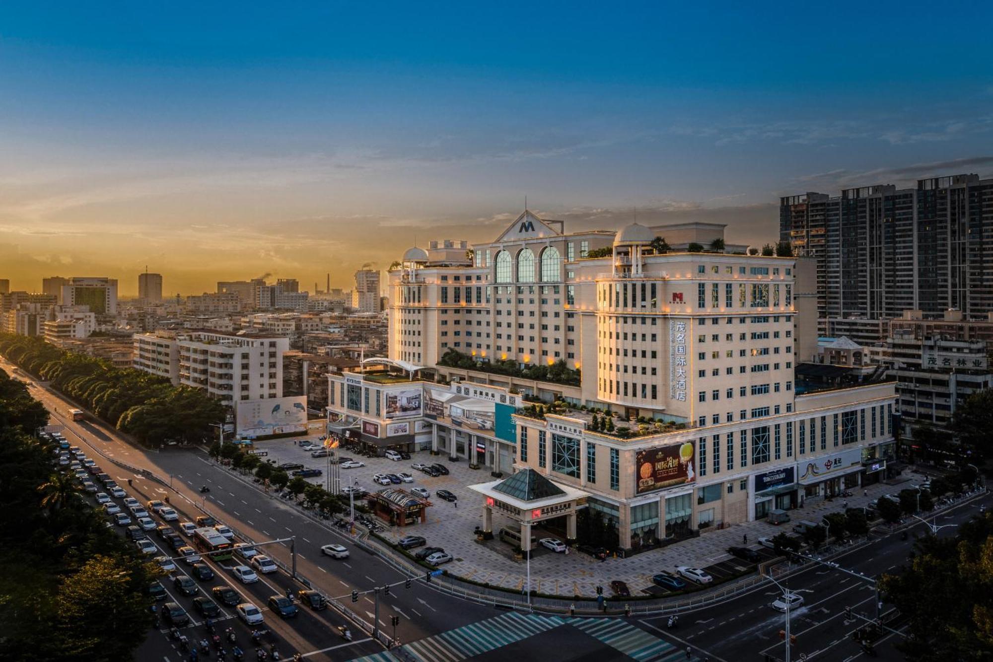 Maoming International Hotel Exterior photo
