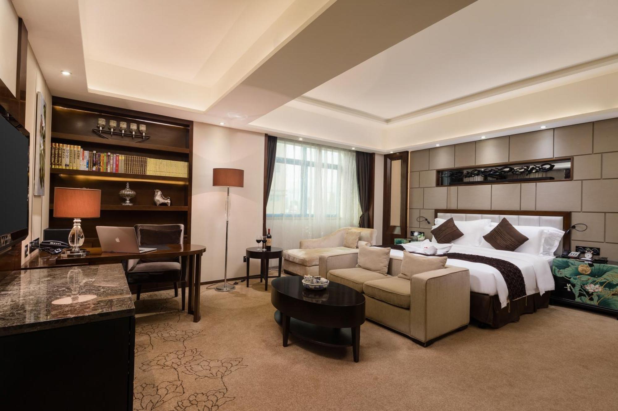Maoming International Hotel Exterior photo