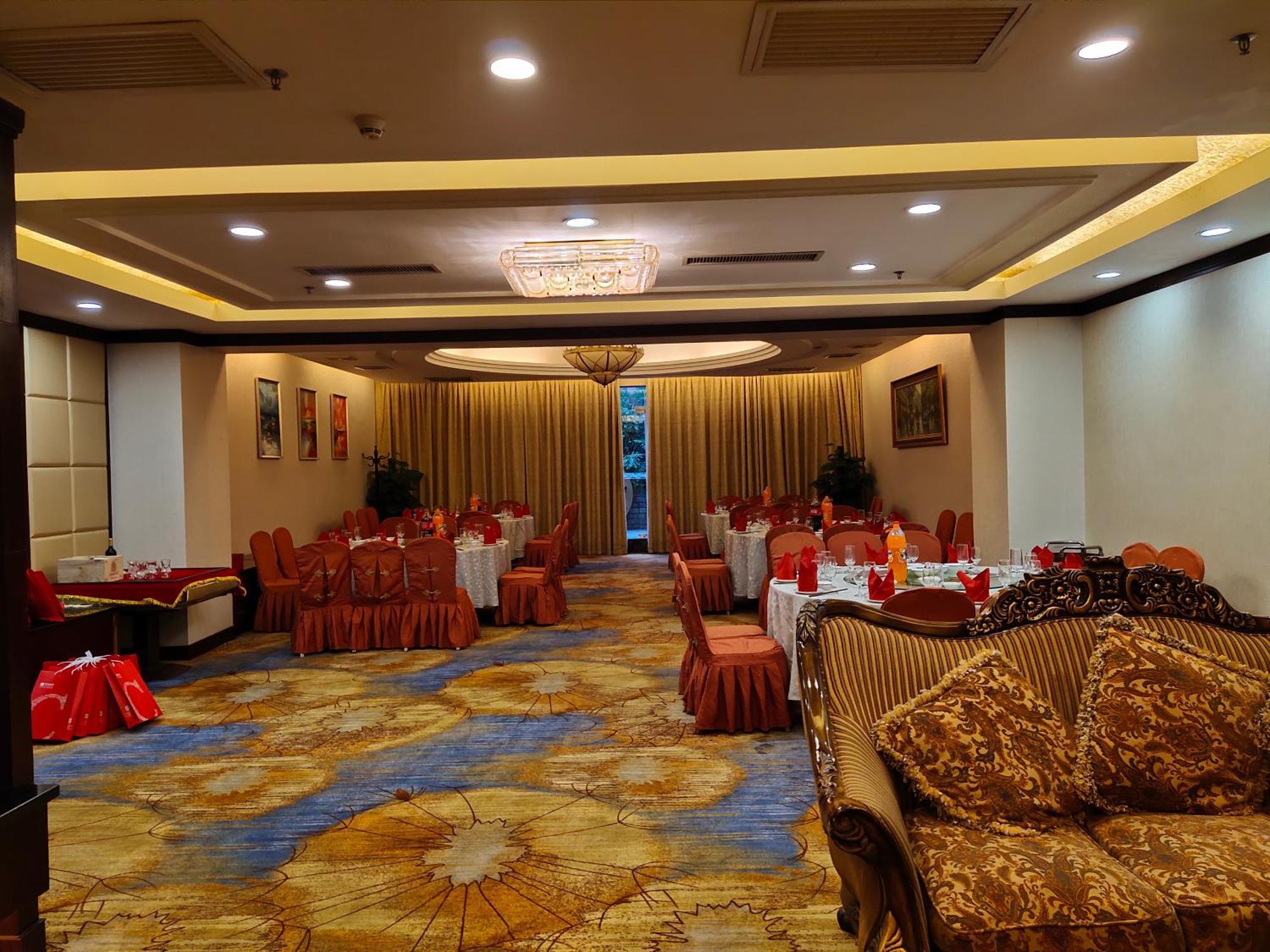 Maoming International Hotel Exterior photo